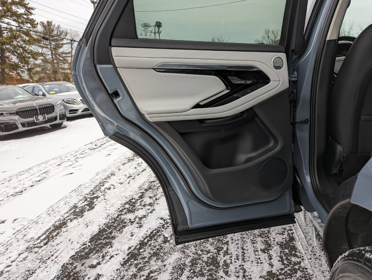 Used 2022 Land Rover Range Rover Evoque R-Dynamic S image 44