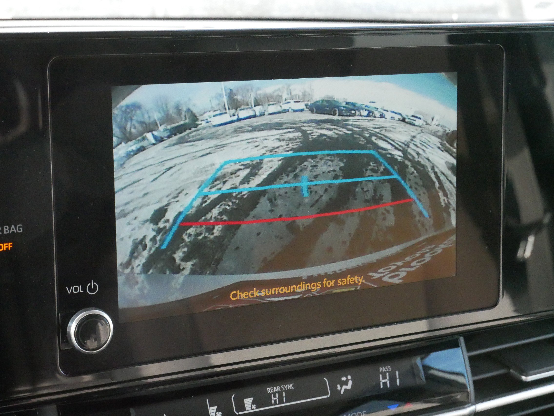 Used 2025 Toyota Sienna LE image 31