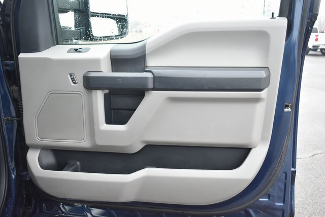 Used 2020 Ford F350 XL w/ Power Equipment Group image 31