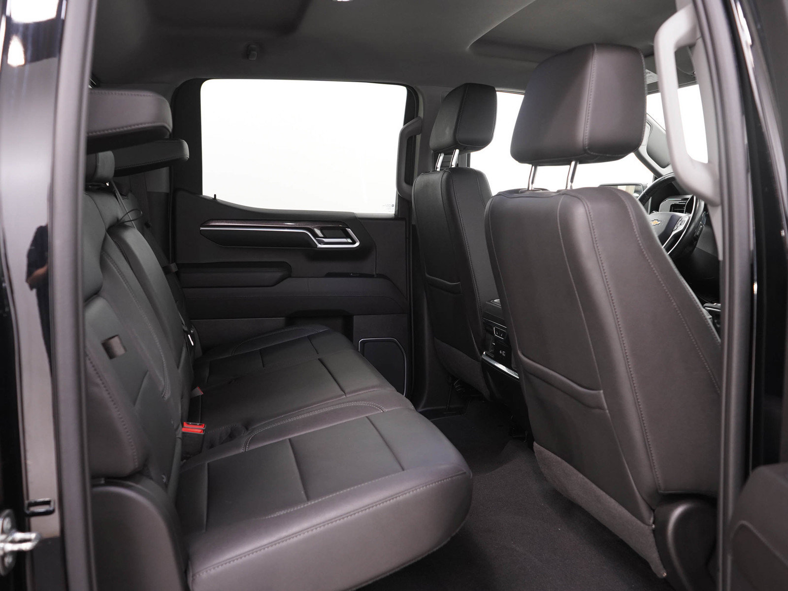 Used 2022 Chevrolet Silverado 1500 LTZ AWD/4WD image 15