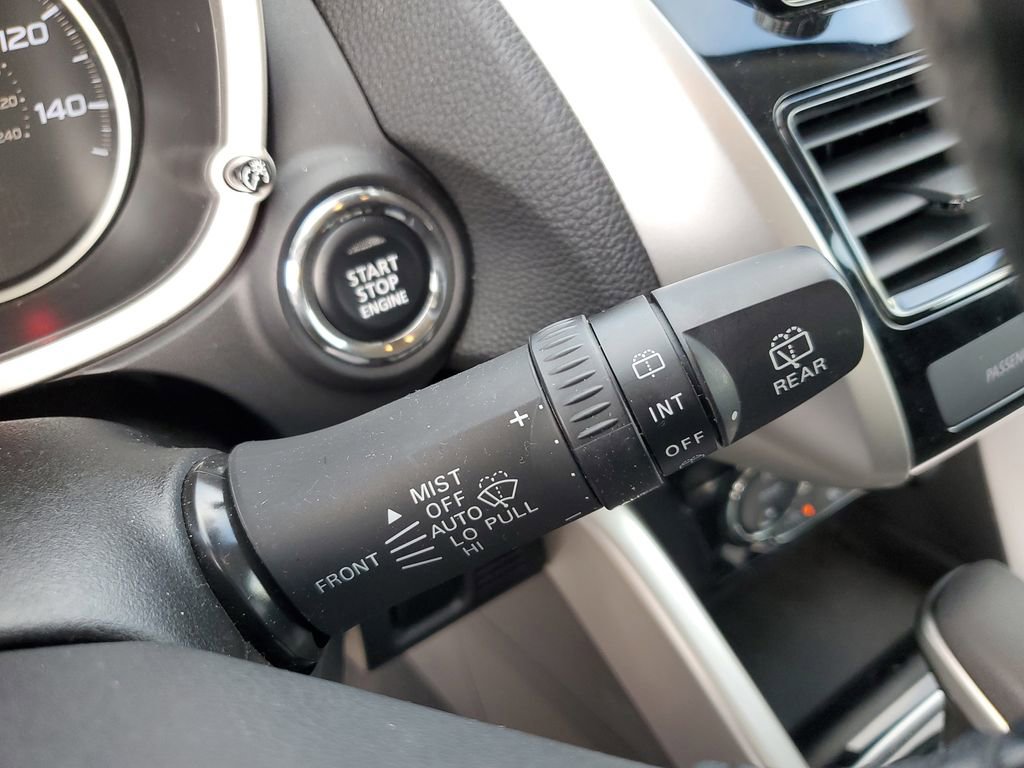 Used 2025 Mitsubishi Eclipse Cross Black Edition image 24