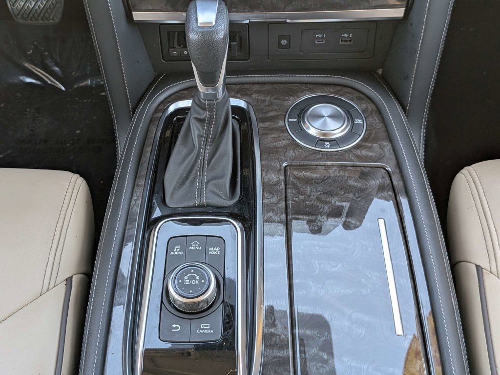 Used 2022 Nissan Armada Platinum w/ Captain's Chairs Package RWD image 19