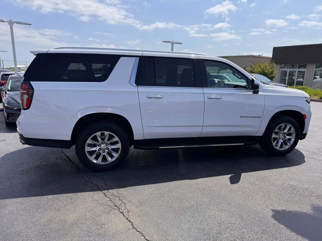 Used 2023 Chevrolet Suburban Premier AWD/4WD image 6