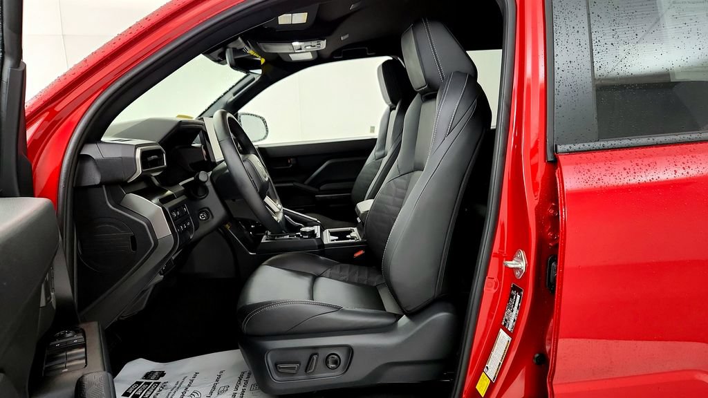 Certified 2025 Toyota 4Runner TRD Off-Road Premium w/ Tow Technology Package AWD/4WD image 24
