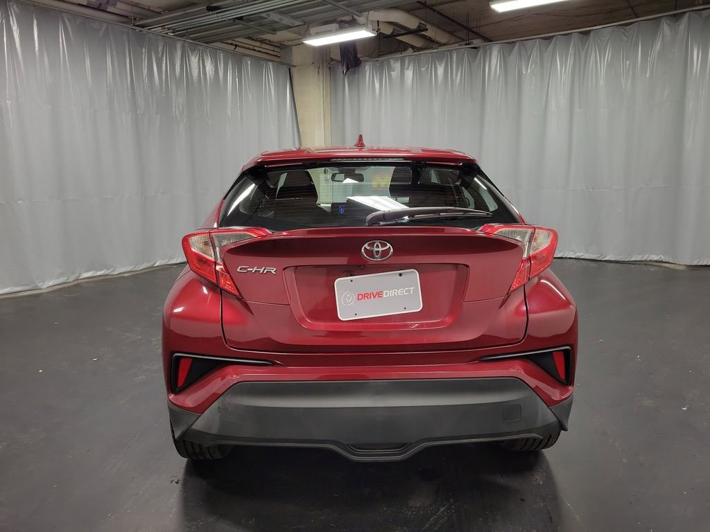 Used 2018 Toyota C-HR XLE image 7