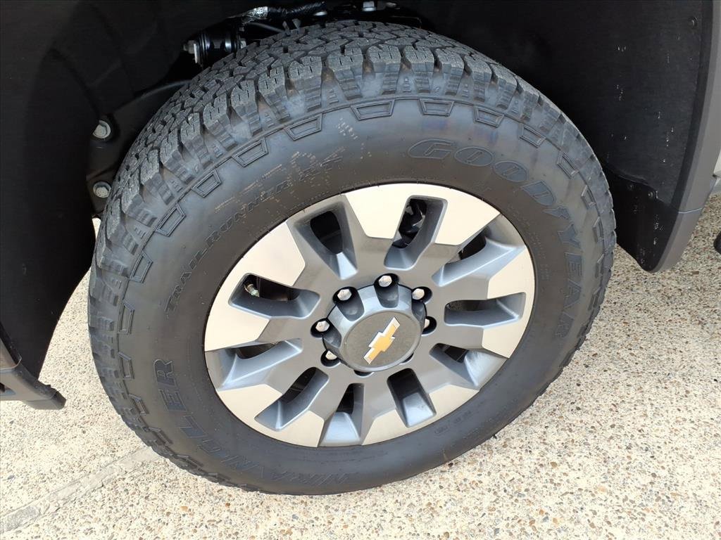 New 2025 Chevrolet Silverado 2500 Custom w/ Custom Value Package image 9