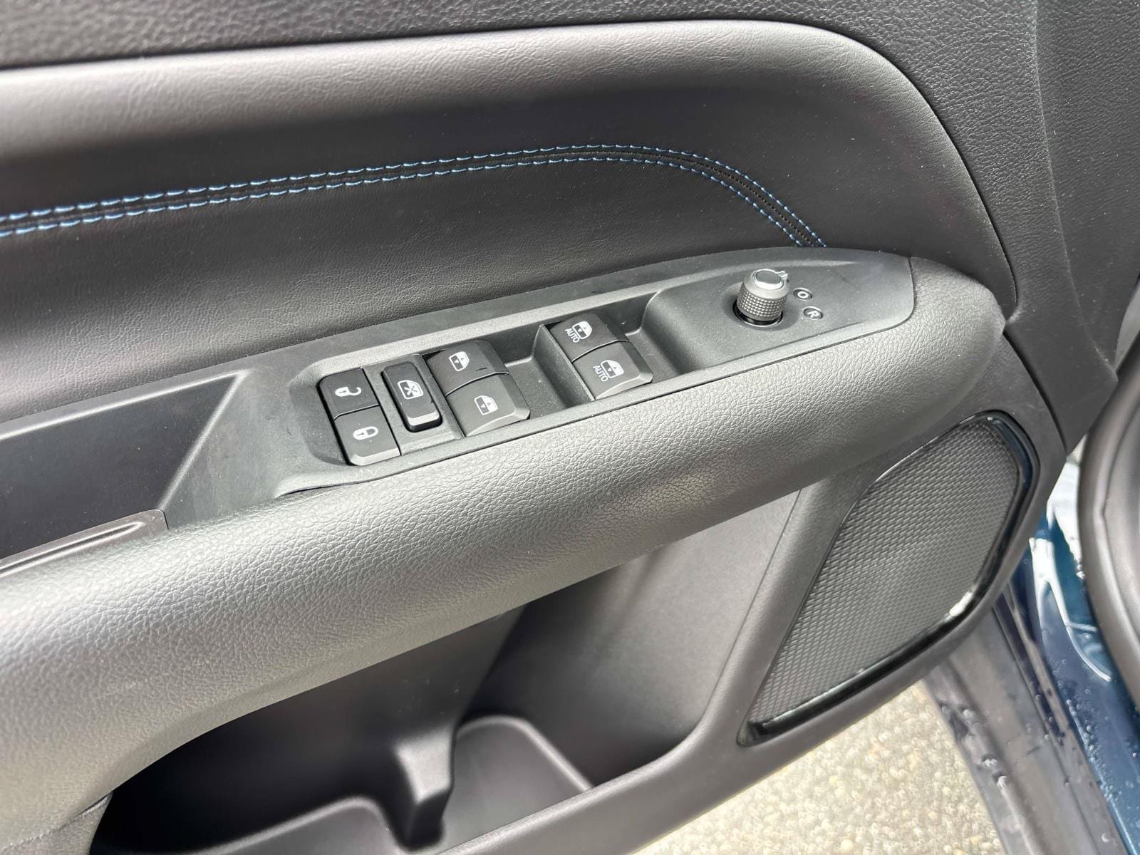 New 2026 Jeep Compass Latitude AWD/4WD image 9