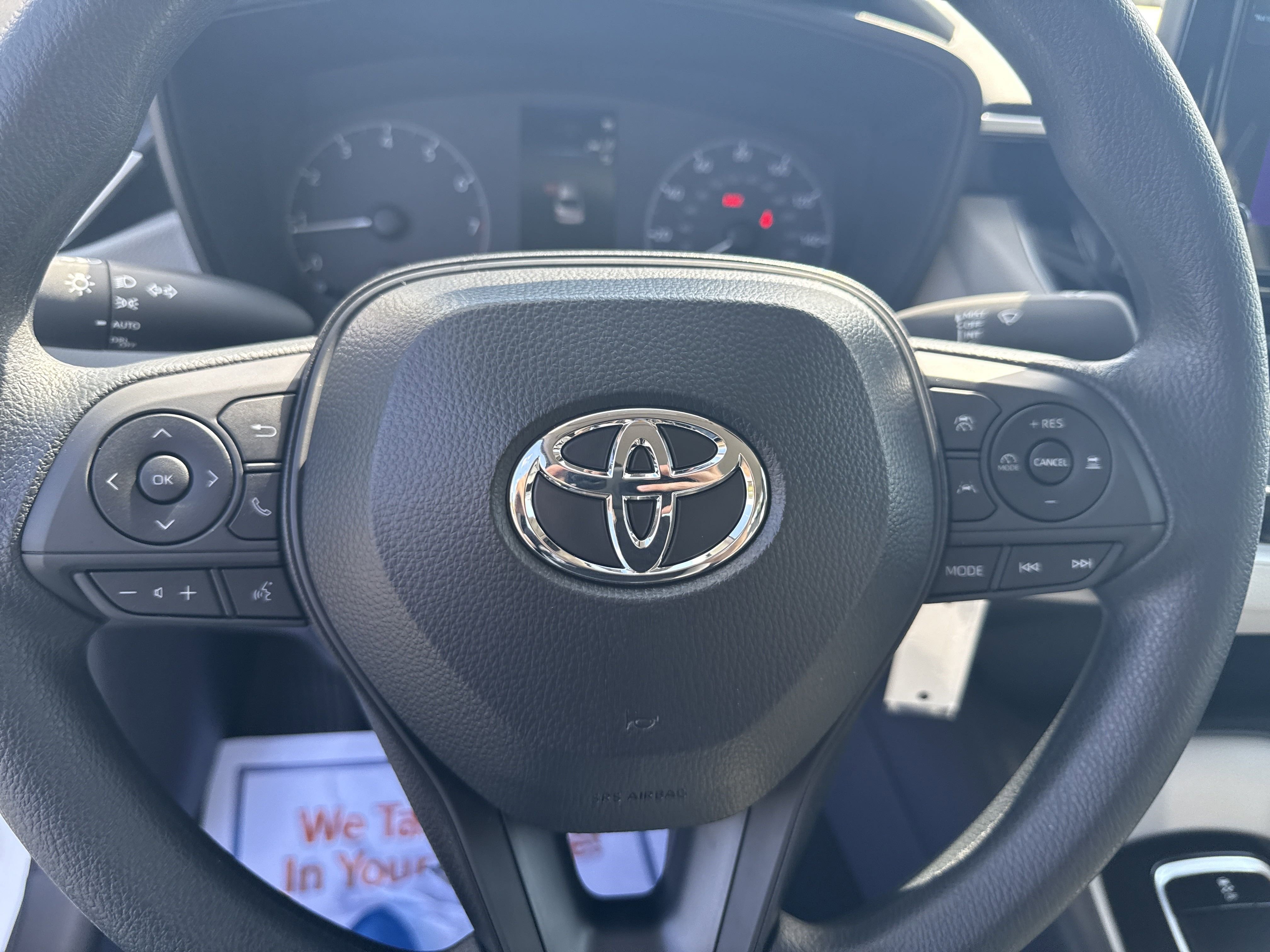 Used 2025 Toyota Corolla LE FWD image 17