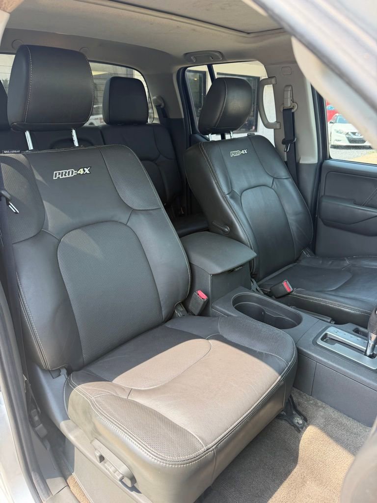 Used 2013 Nissan Frontier PRO-4X w/ Pro-4x Luxury Pkg AWD/4WD image 21