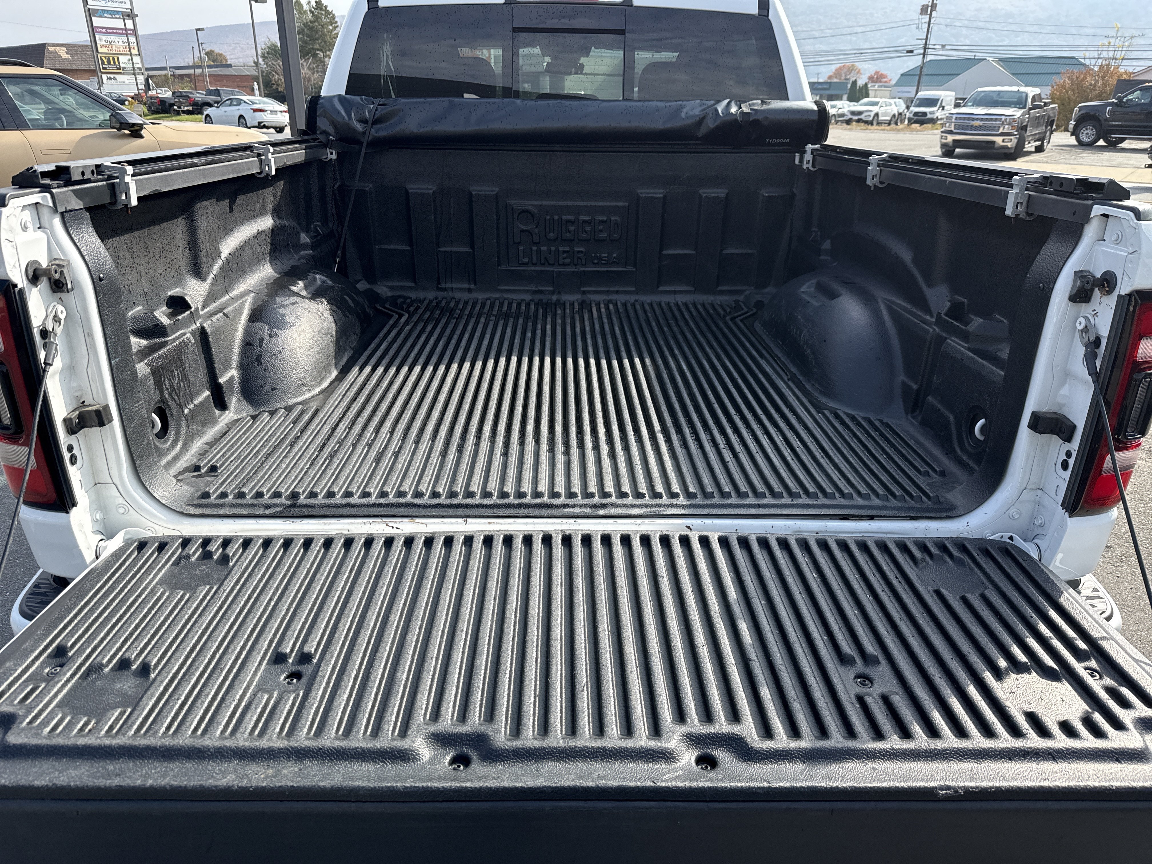 Used 2021 RAM 1500 Big Horn AWD/4WD image 5