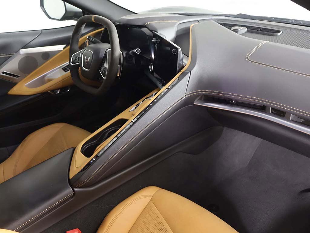 Used 2022 Chevrolet Corvette Stingray Preferred Cpe w/ Z51 Performance Package image 25