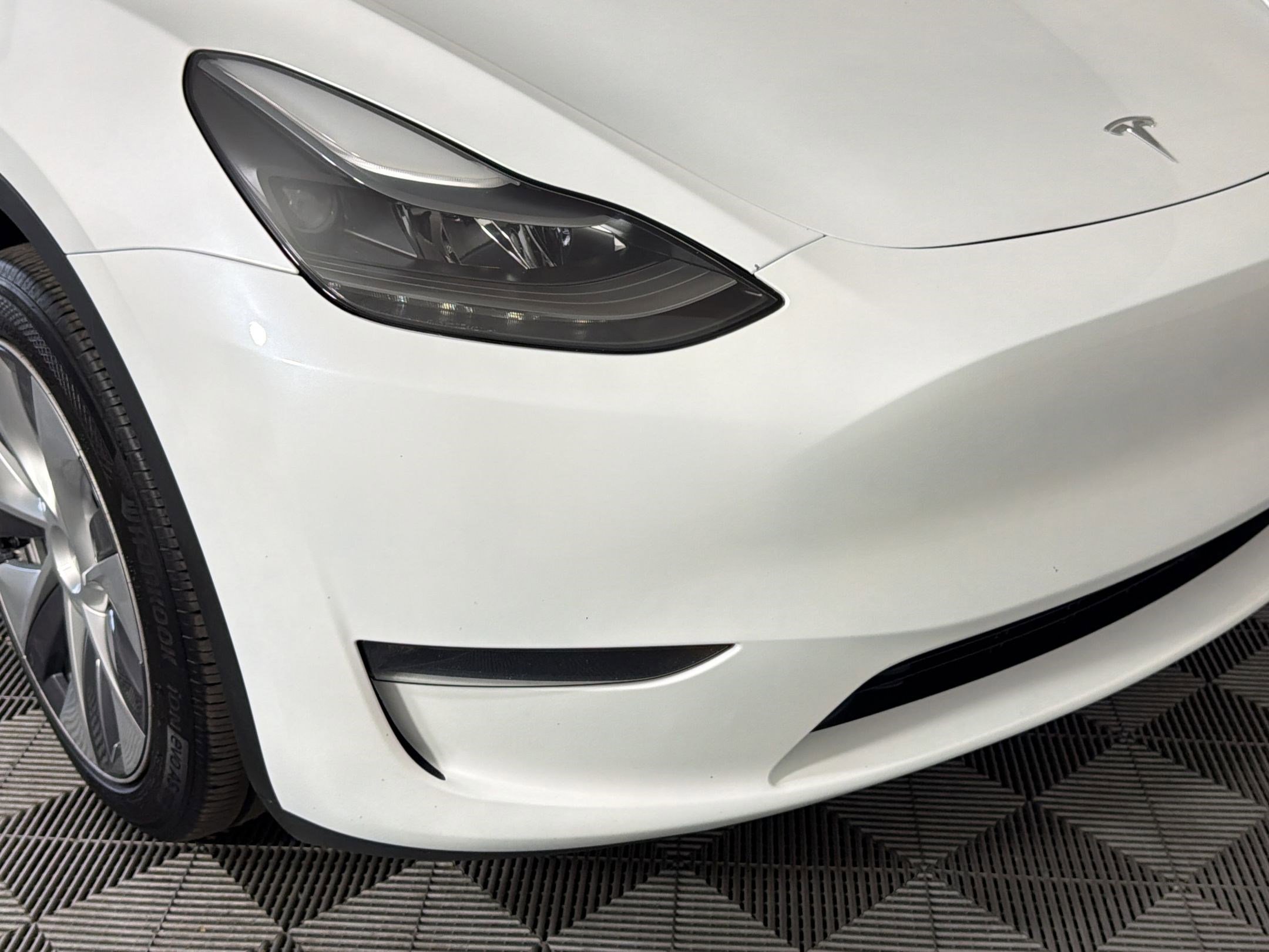 Used 2024 Tesla Model Y Long Range image 11