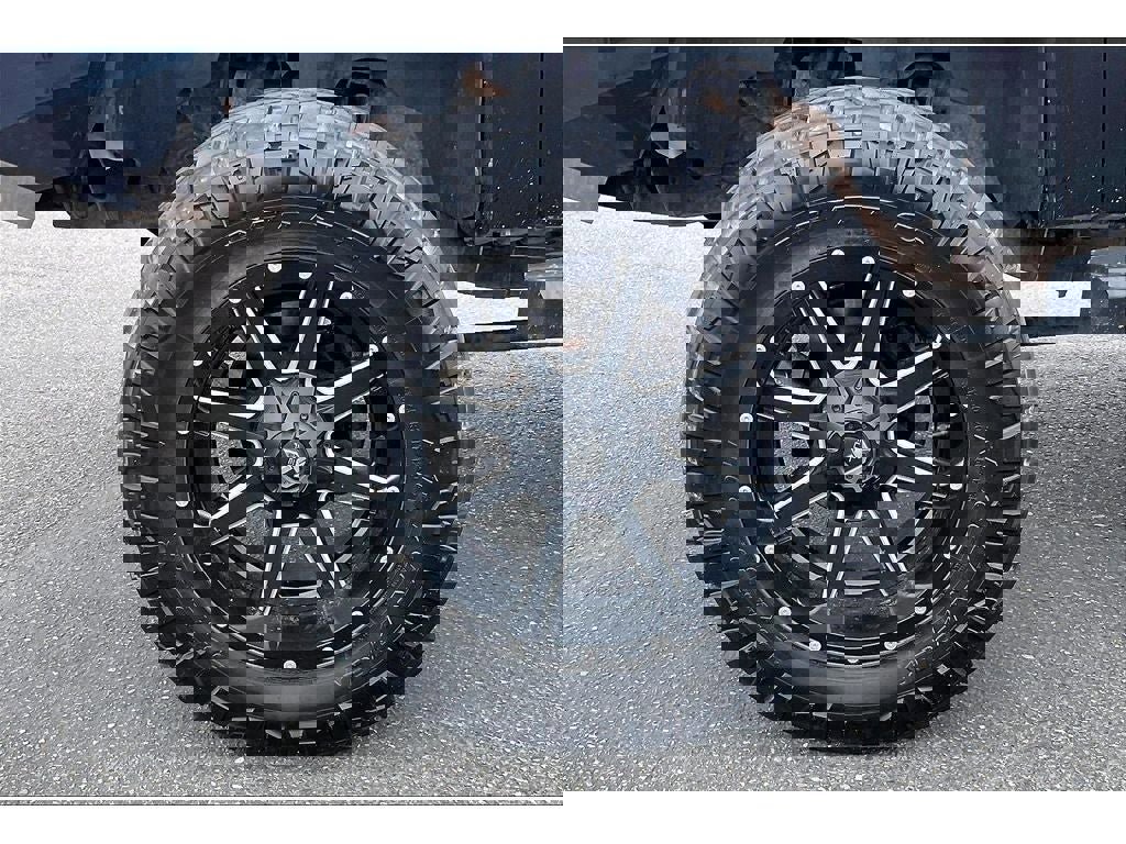 Used 2007 GMC Sierra 2500 SLT w/ Convenience Package image 10