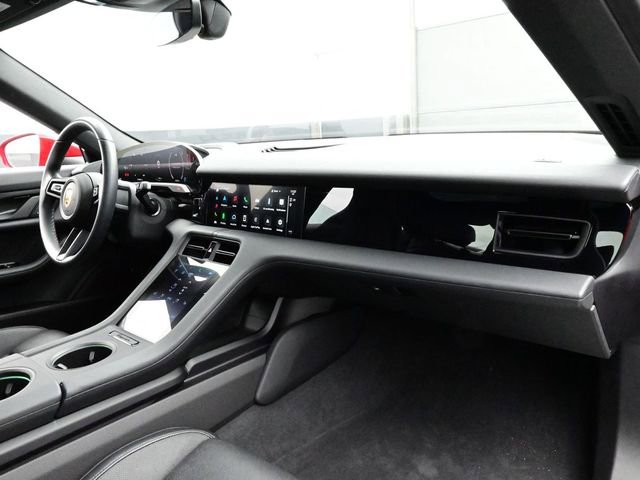 Certified 2022 Porsche Taycan 4S image 18