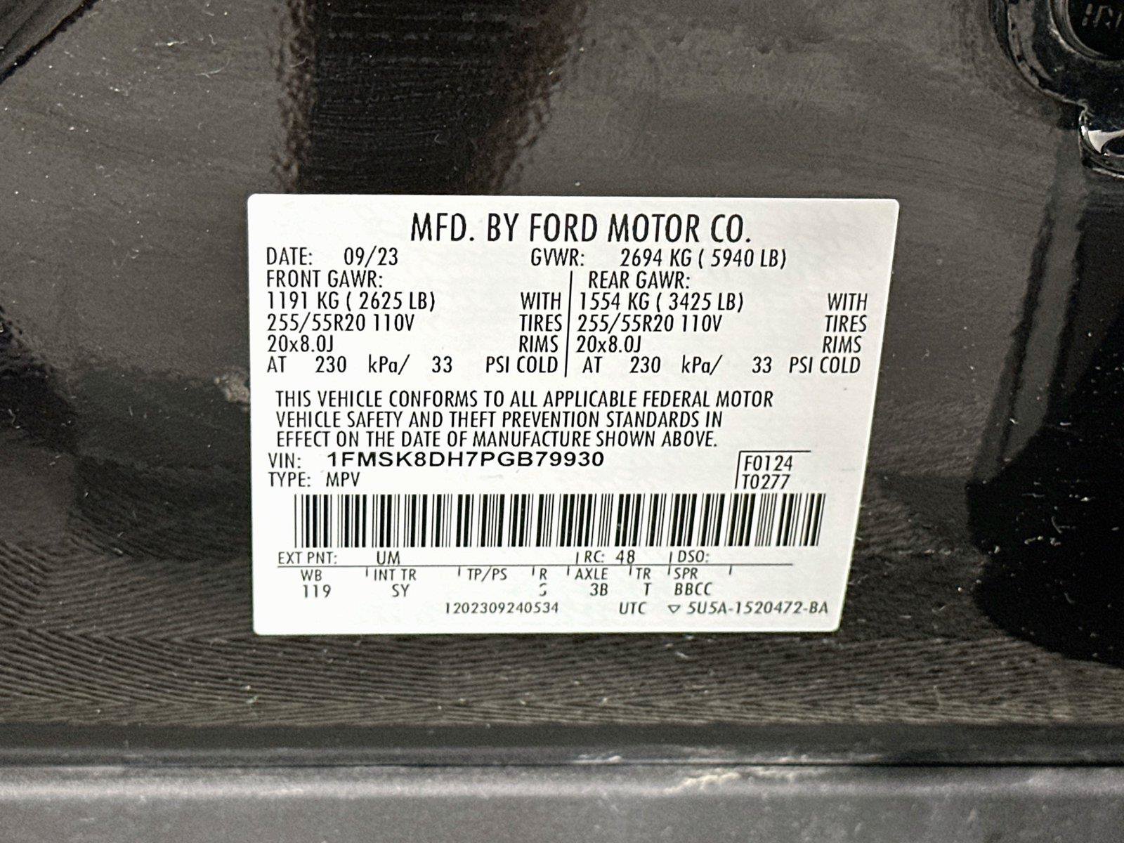 Used 2023 Ford Explorer XLT w/ Equipment Group 202A AWD/4WD image 22