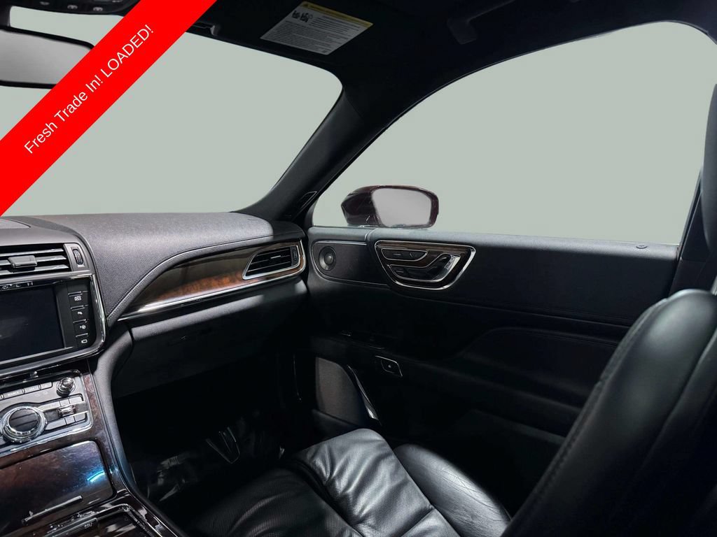 Used 2018 Lincoln Continental Reserve AWD/4WD image 23