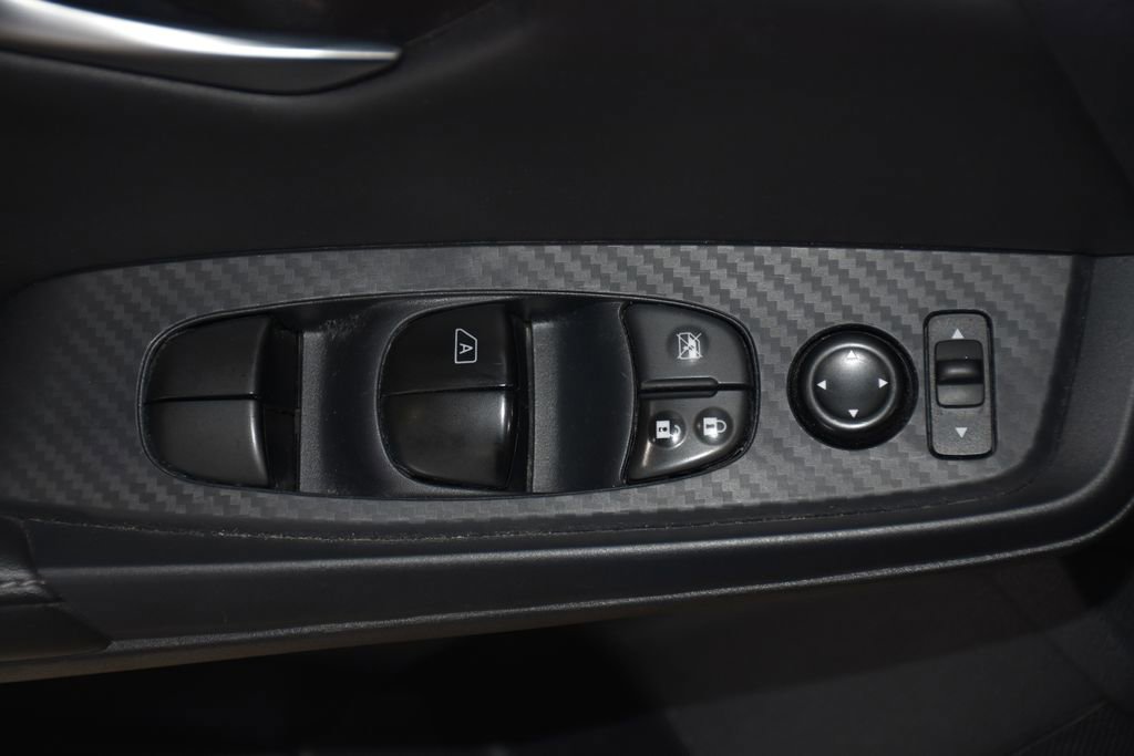 Used 2025 Nissan Sentra SV image 23