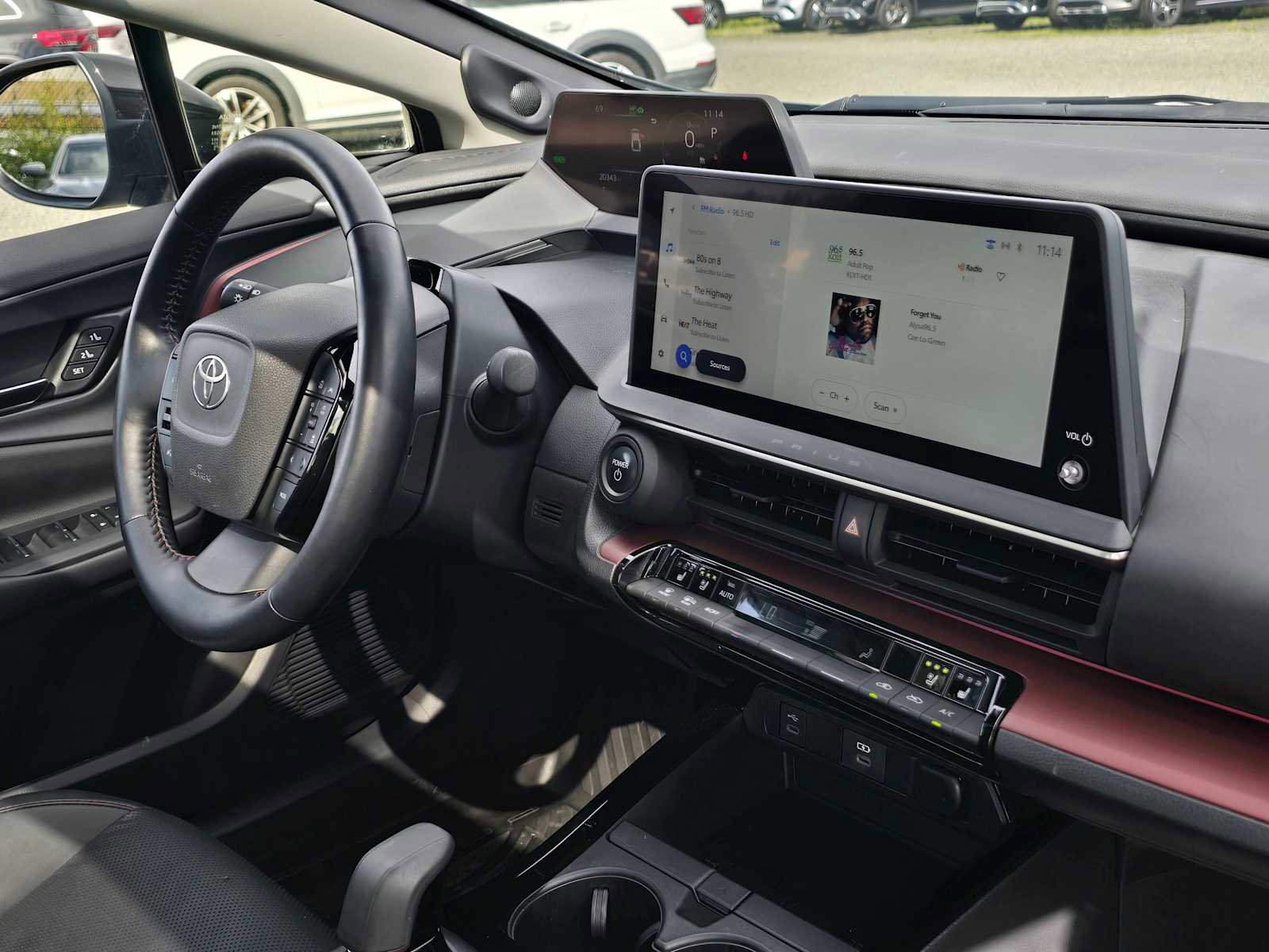 Used 2023 Toyota Prius Prime Premium image 10