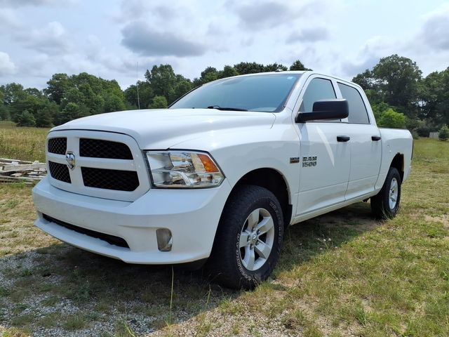 Used 2017 RAM 1500 Express AWD/4WD image 2