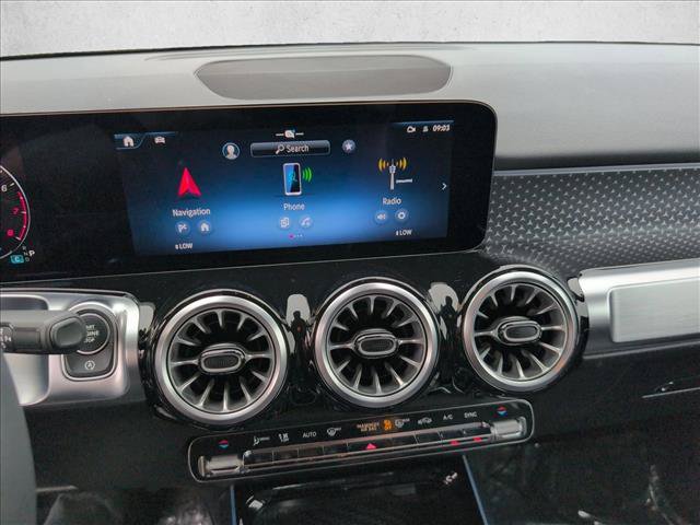 Used 2026 Mercedes-Benz GLB 250 4MATIC image 15