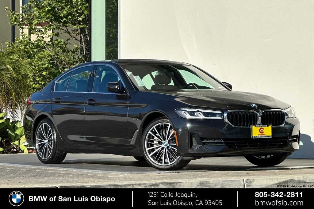 Used 2023 BMW 530e w/ Convenience Package image 1