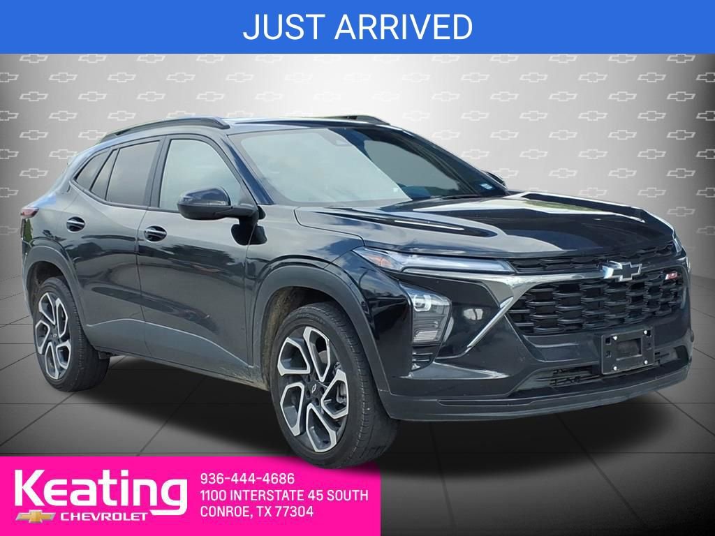 Used 2025 Chevrolet Trax RS w/ Sunroof Package image 1