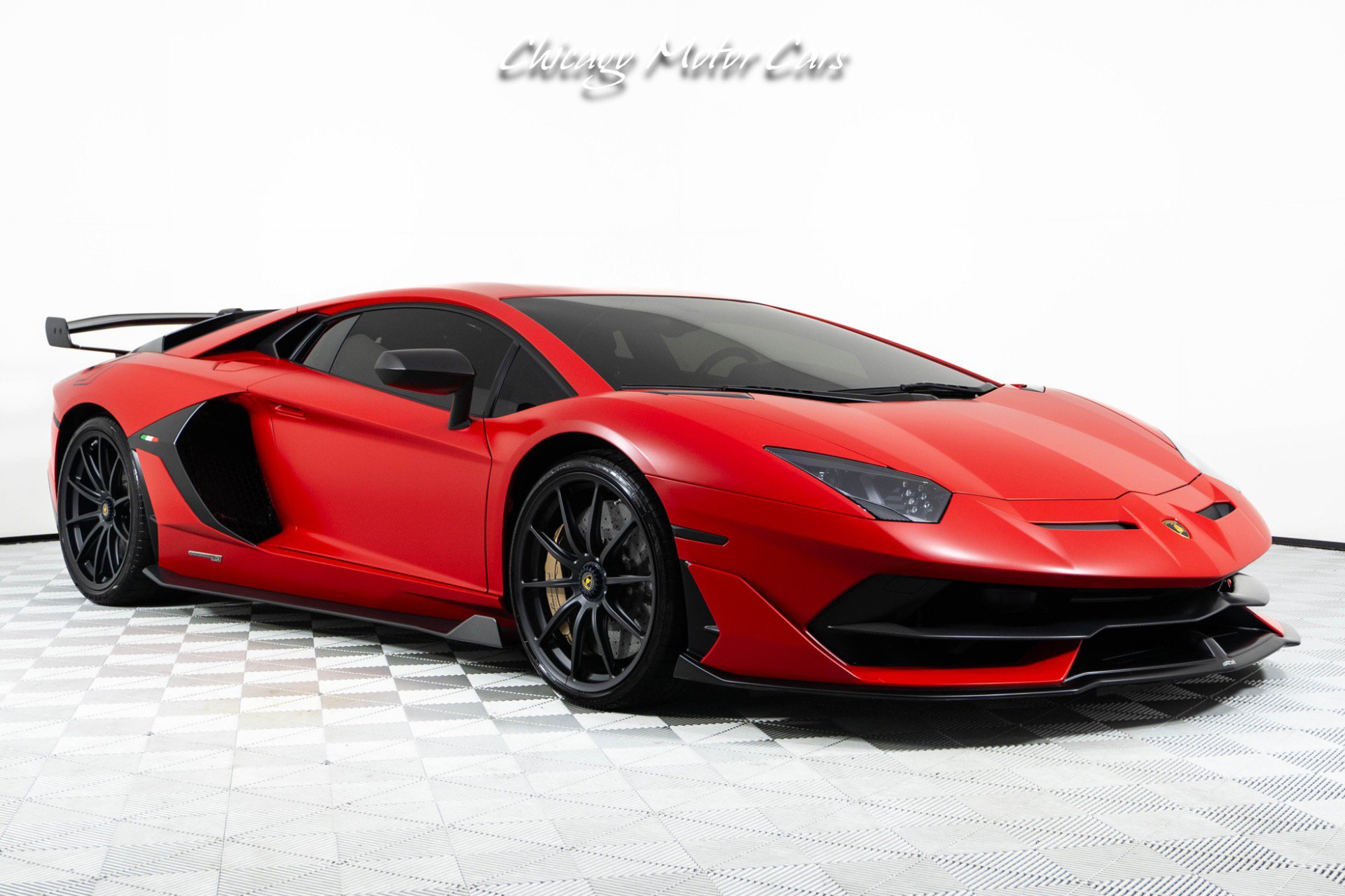Used 2019 Lamborghini Aventador SVJ AWD/4WD image 10
