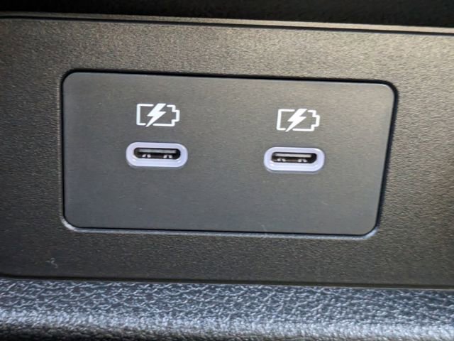 New 2026 Nissan Armada SL w/ Captain's Chari Seat Package image 23