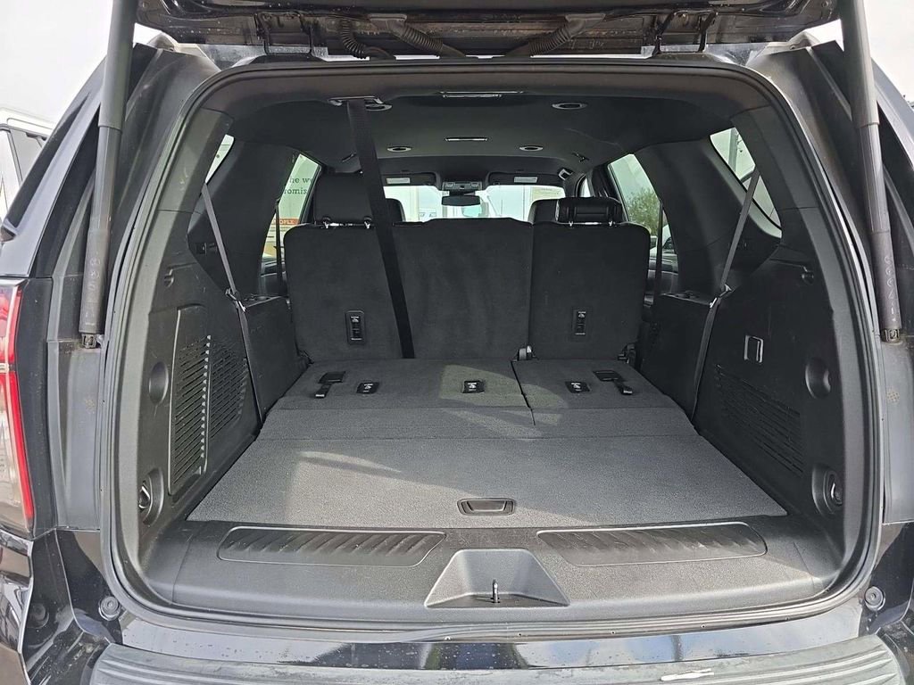 Used 2023 Chevrolet Tahoe LT image 8