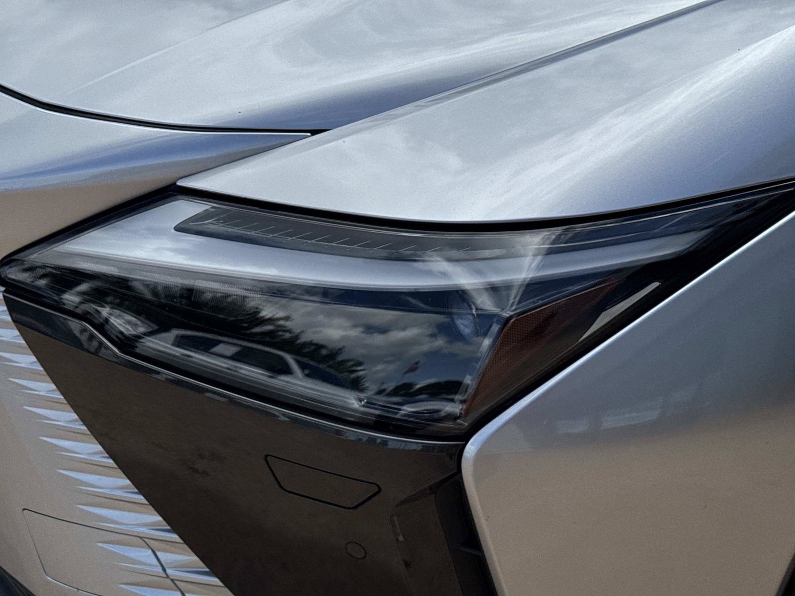 Certified 2023 Lexus RZ 450e Premium w/ Accessory Package (Z1) AWD/4WD image 9