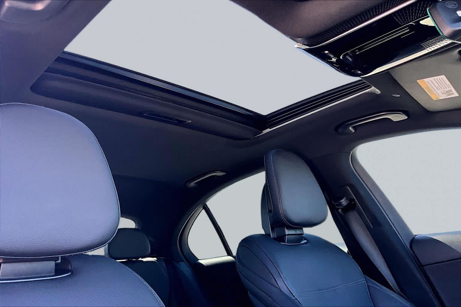 Certified 2025 Mercedes-Benz C 300 Sedan image 13