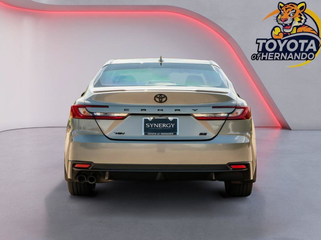 Used 2025 Toyota Camry SE w/ Convenience Package FWD image 7