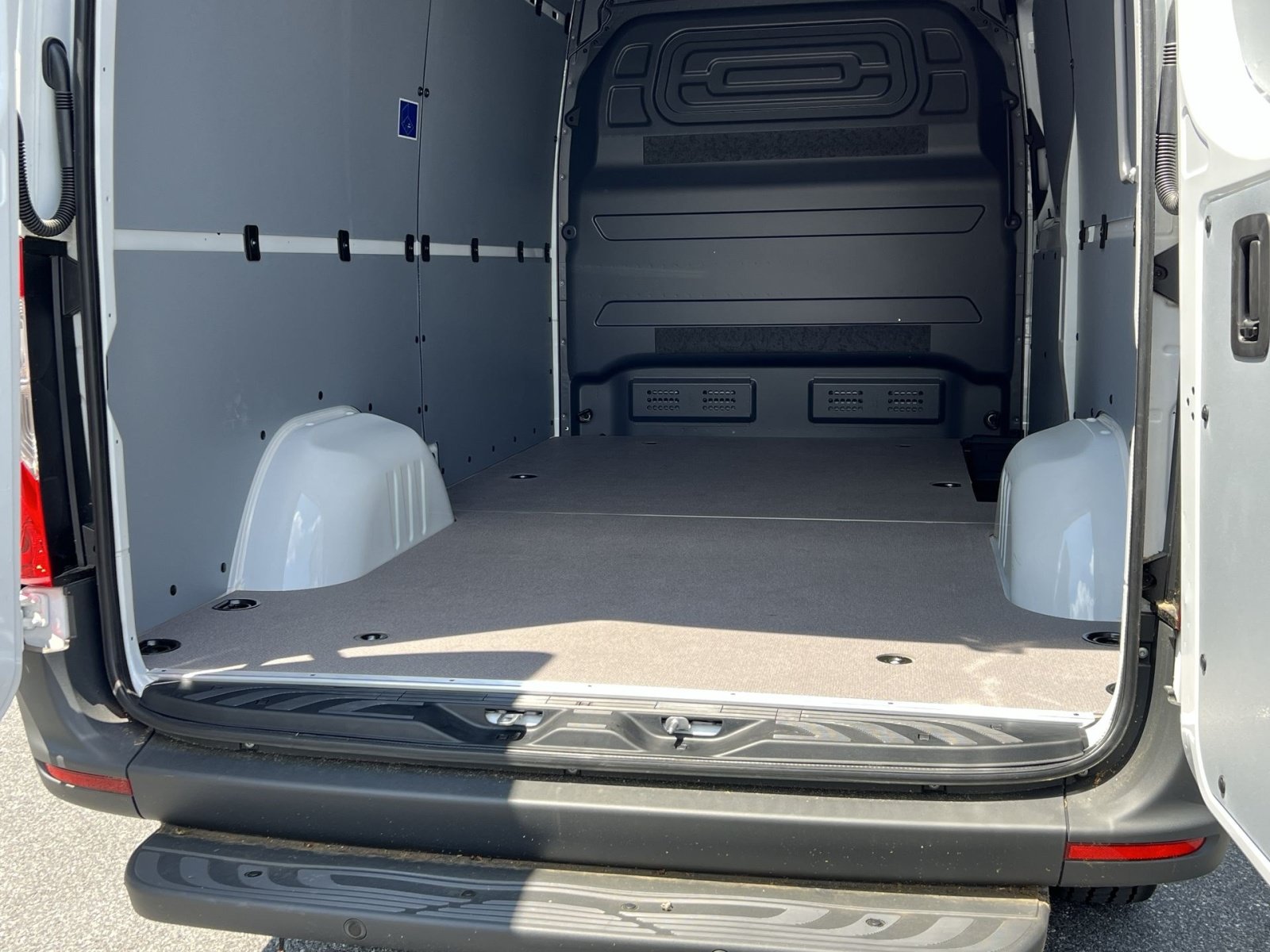 New 2026 Mercedes-Benz Sprinter 2500 image 32