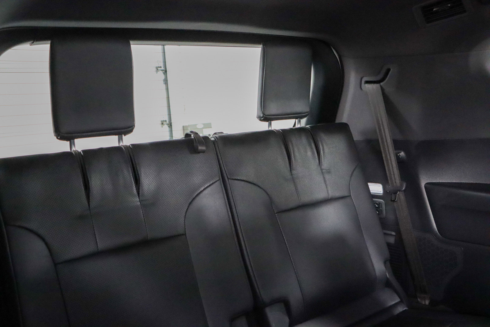 Used 2024 Lexus LX 600 4WD w/ Interior Upgrade Package image 31