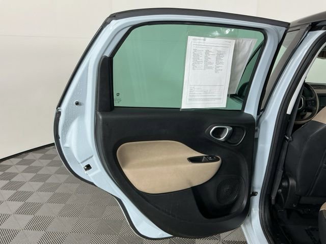 Used 2015 FIAT 500L Lounge image 25
