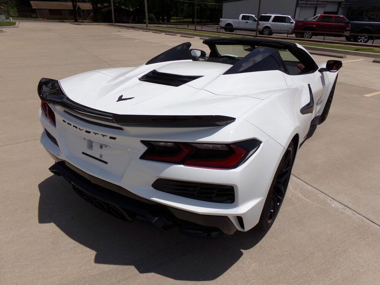 Used 2023 Chevrolet Corvette Z06 w/ 3LZ 70th Anniversary w/ Stealth Interior Trim Package image 37