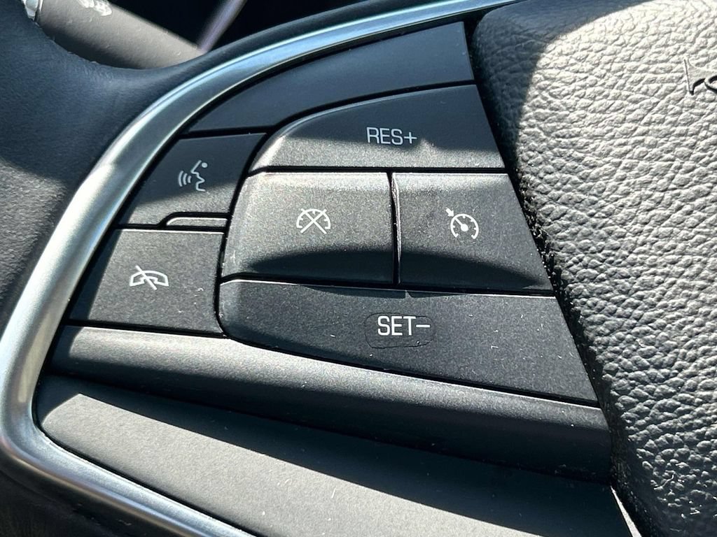 Used 2017 Cadillac XT5 Premium Luxury FWD image 36