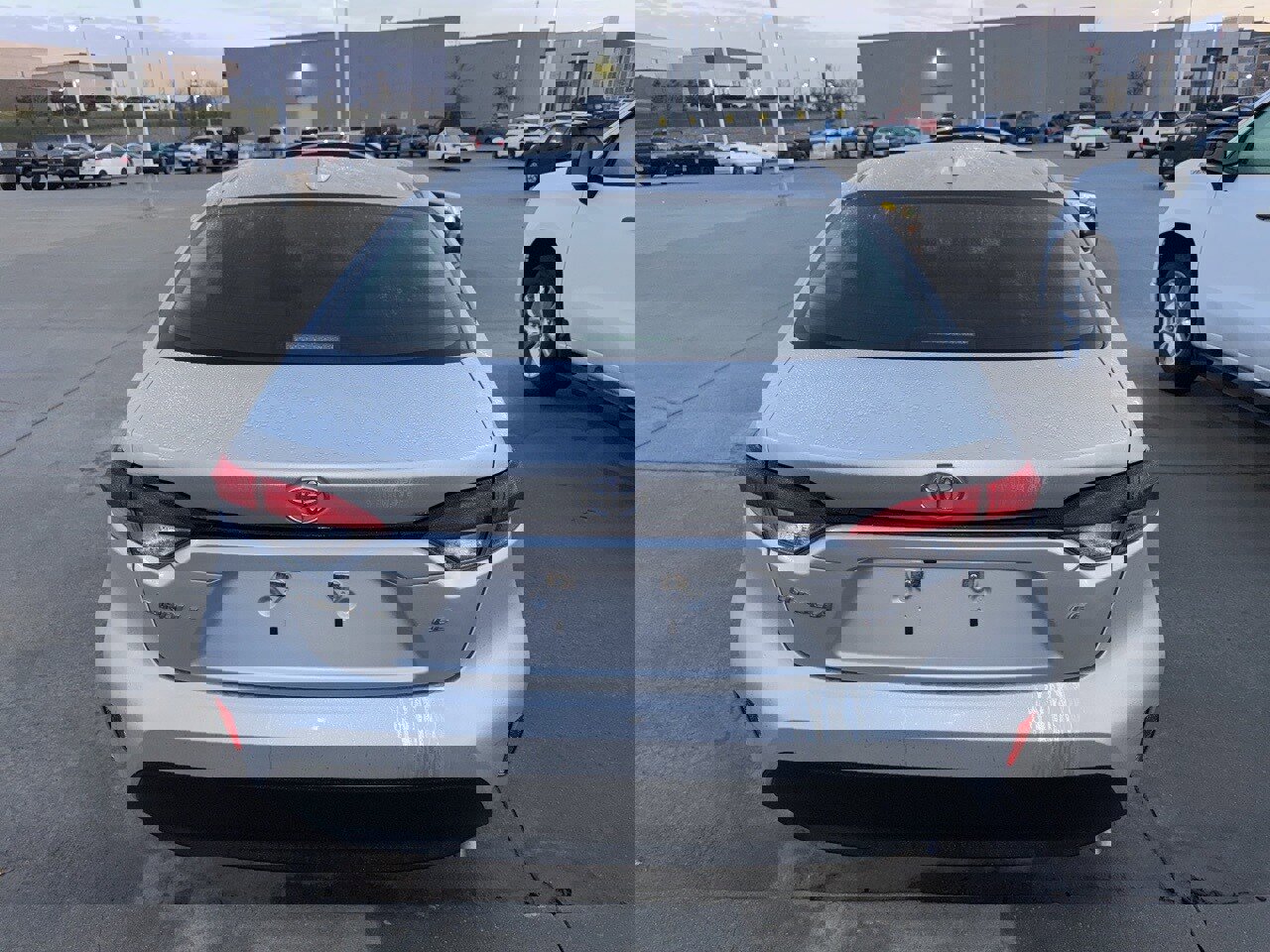 Used 2023 Toyota Corolla LE image 4