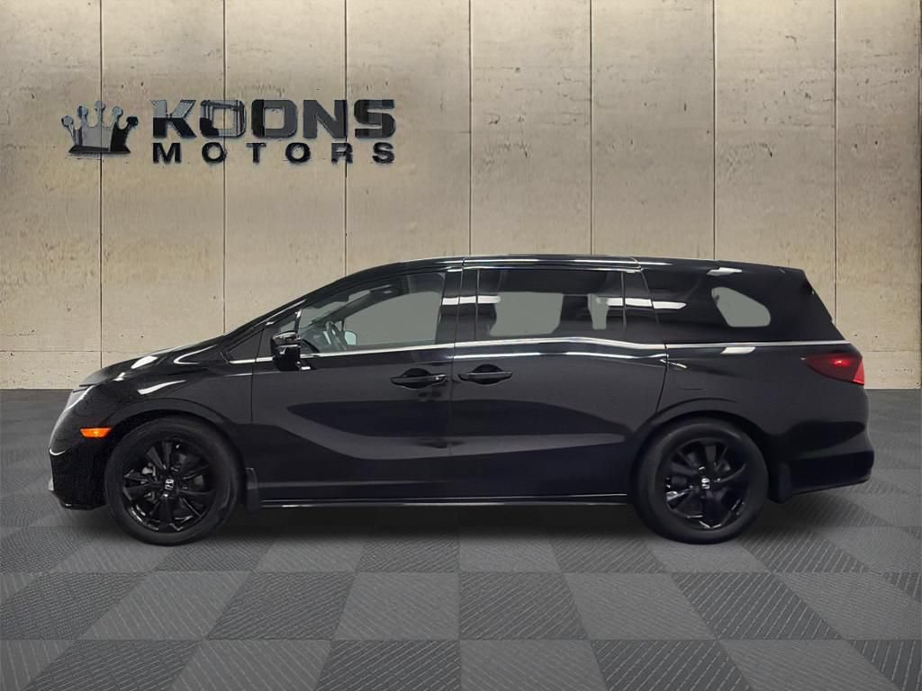 Used 2023 Honda Odyssey Sport image 4