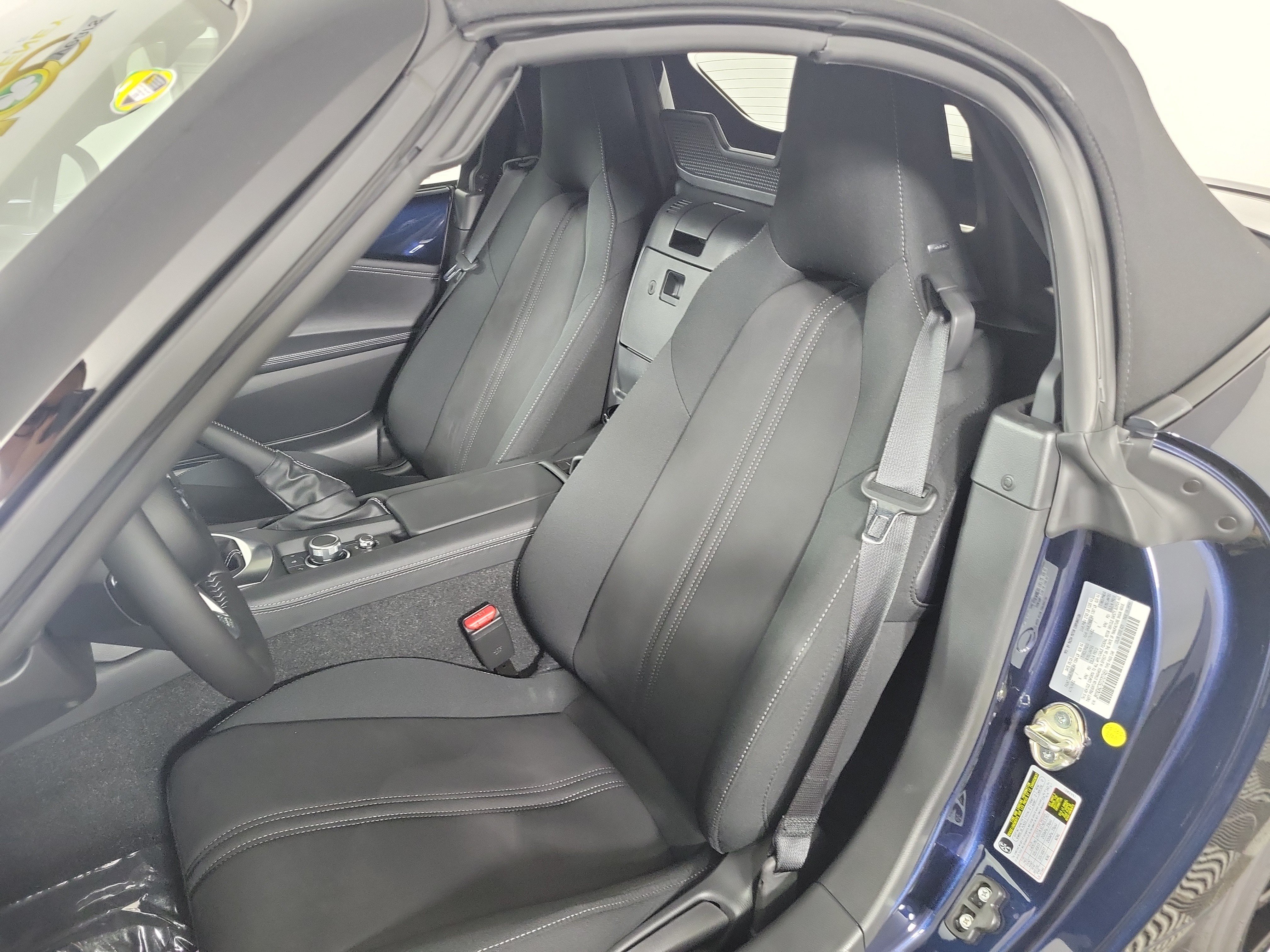 New 2026 MAZDA MX-5 Miata Club w/ Interior Package RWD image 12