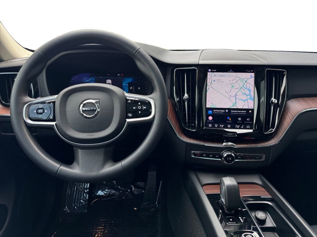 Certified 2023 Volvo XC60 B5 Plus w/ Climate Package AWD/4WD image 25