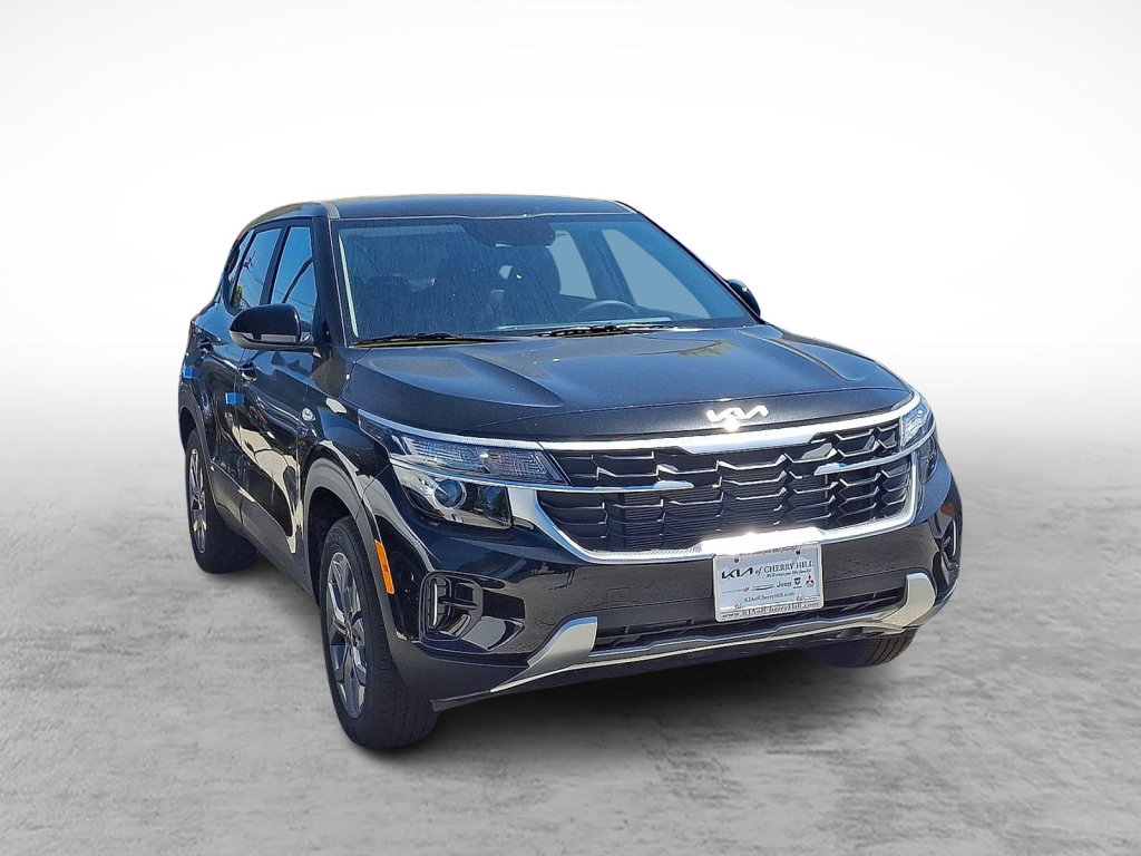 New 2026 Kia Seltos LX AWD/4WD image 3