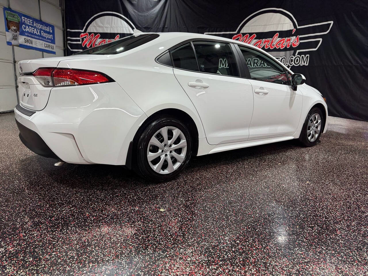 Used 2023 Toyota Corolla LE FWD image 3
