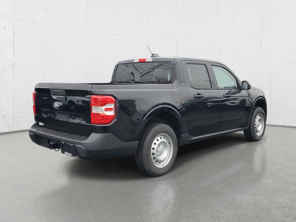 New 2025 Ford Maverick XL image 7