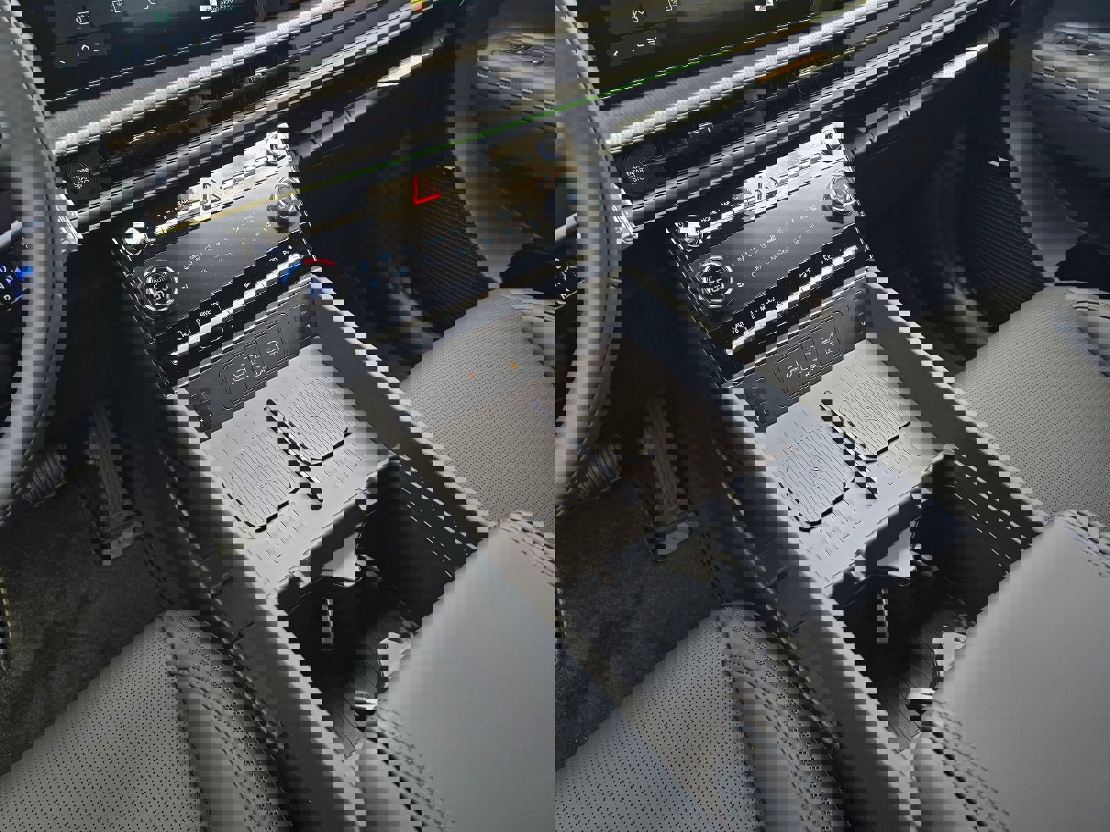 New 2026 Hyundai Santa Fe Calligraphy FWD image 17