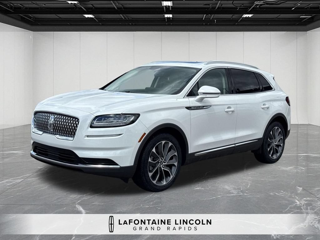 Certified 2023 Lincoln Nautilus Reserve w/ Class II Trailer Tow Package AWD/4WD image 1