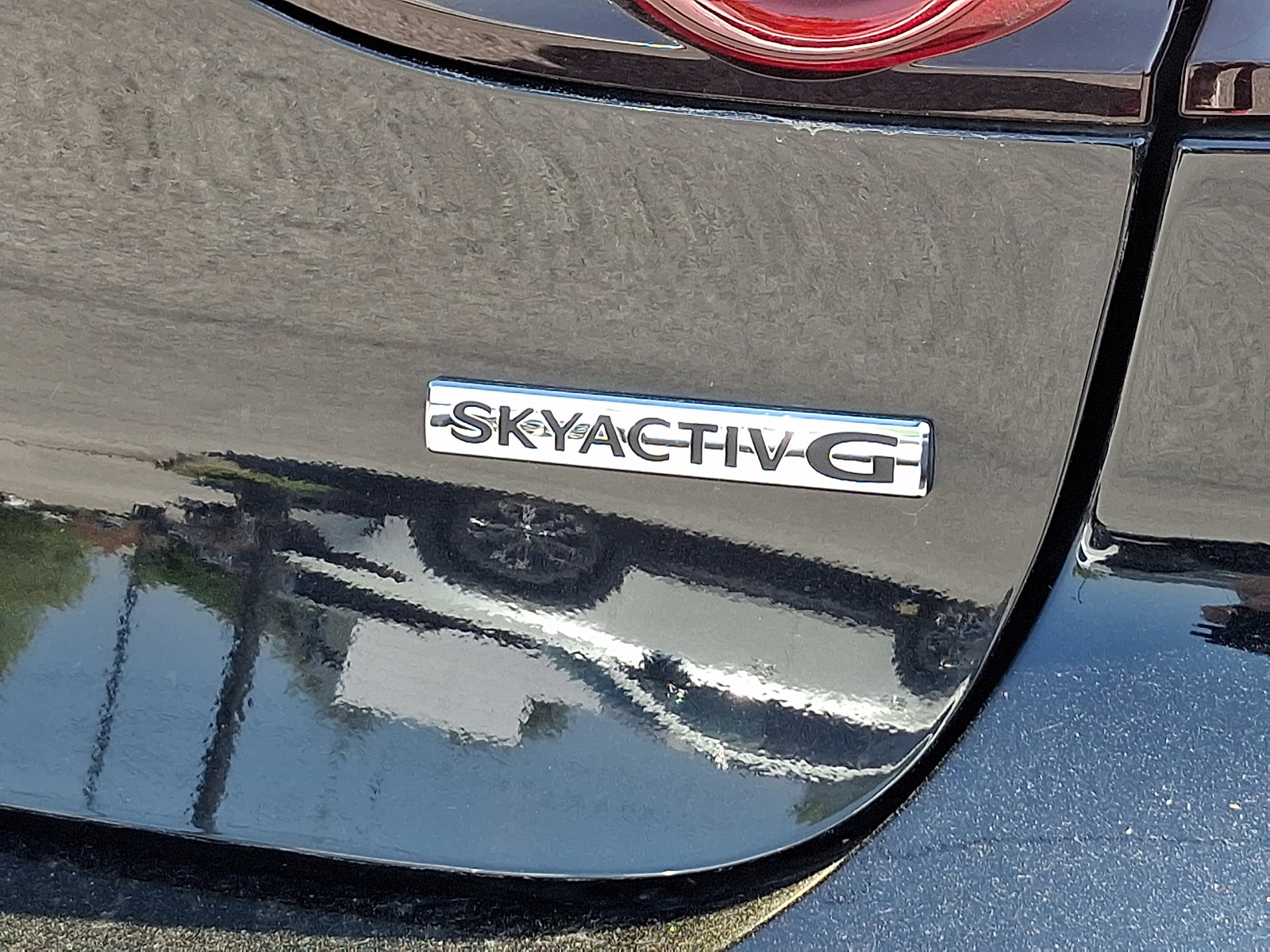 Certified 2025 MAZDA MAZDA3 2.5 S Hatchback w/ Appearance Package FWD image 32