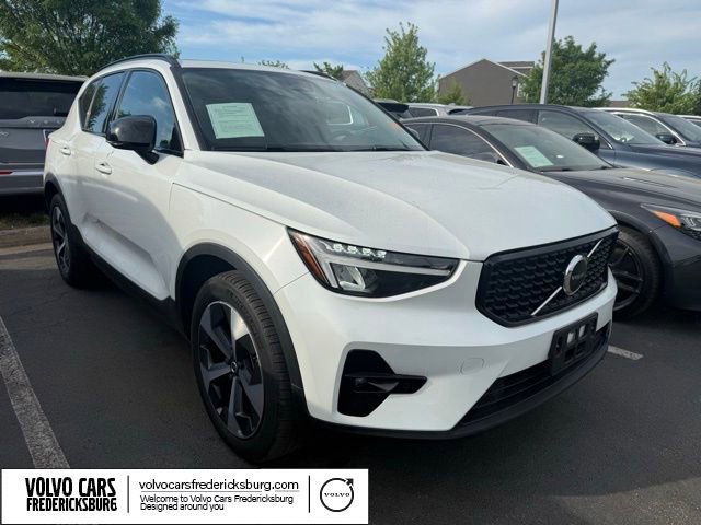Used 2023 Volvo XC40 B5 Plus w/ Climate Package