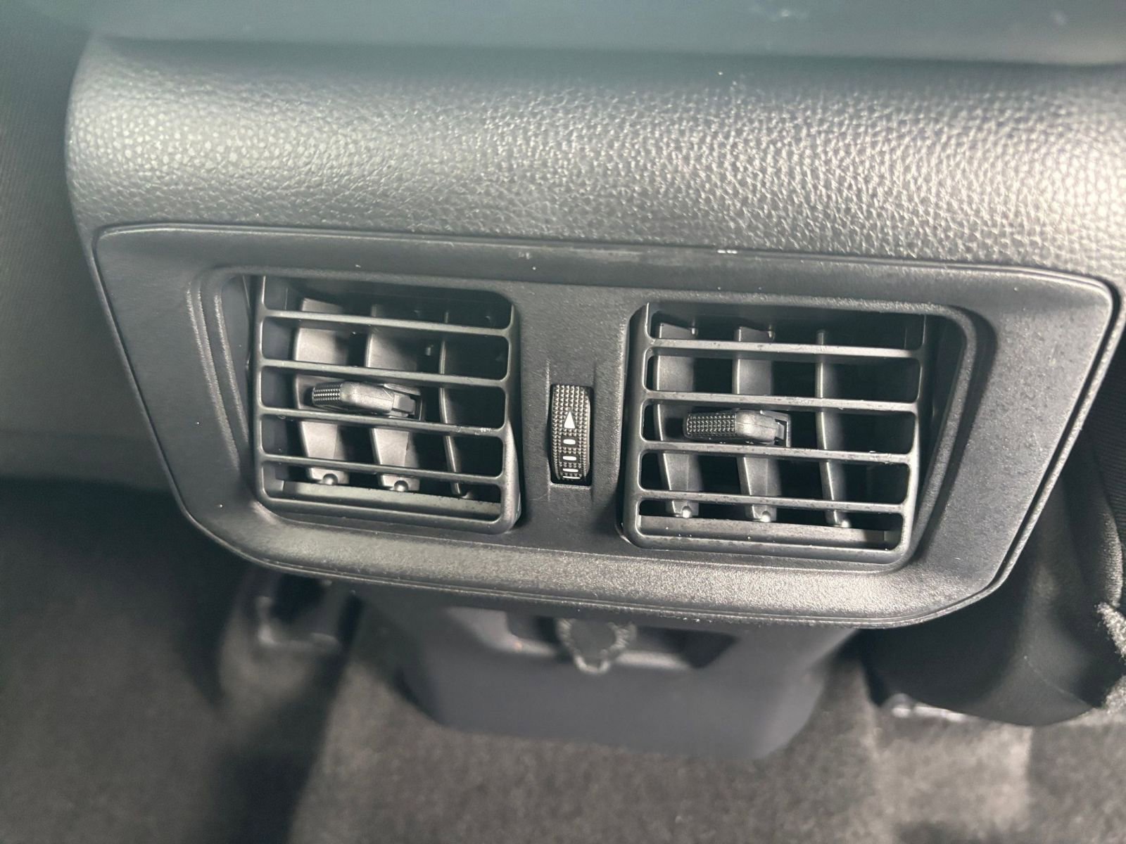 Used 2025 Toyota RAV4 LE image 23