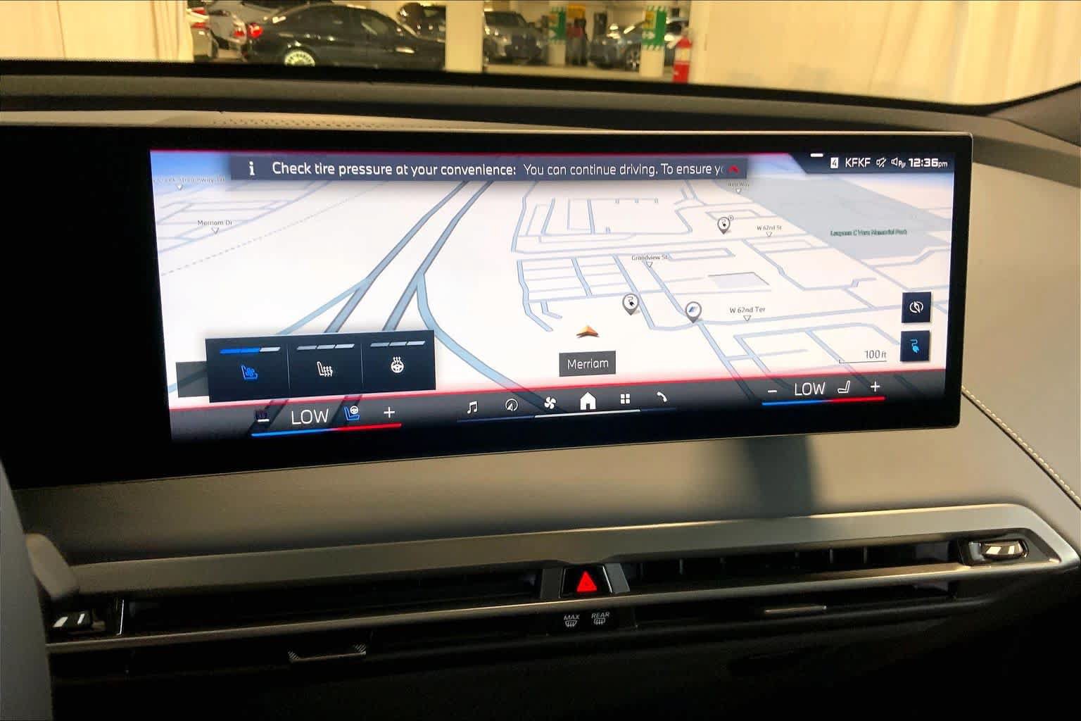 Used 2026 BMW iX M70 AWD/4WD image 35